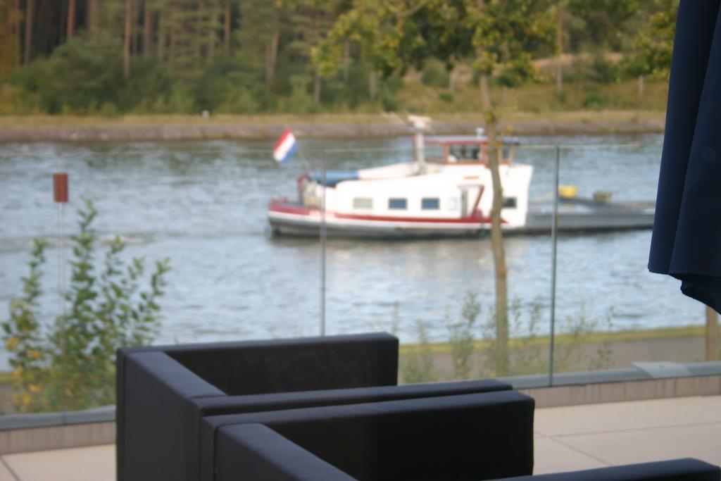 Bed and Breakfast Loft Aan Het Water Grobbendonk Exterior foto